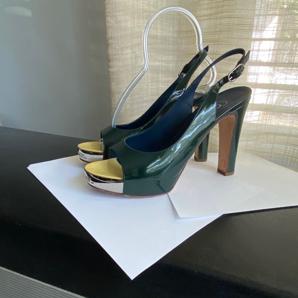 Chanel blue green patent leather heels platforms 39-8.5 mules slingbacks sandals - Picture 6 of 8